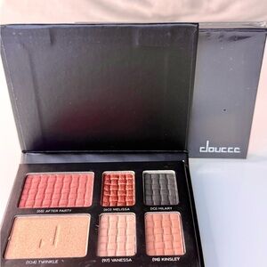 Doucce On The Go Palette 4 Eyeshadows; 1 Highlighter, 1 Blush SEALED Retail $65